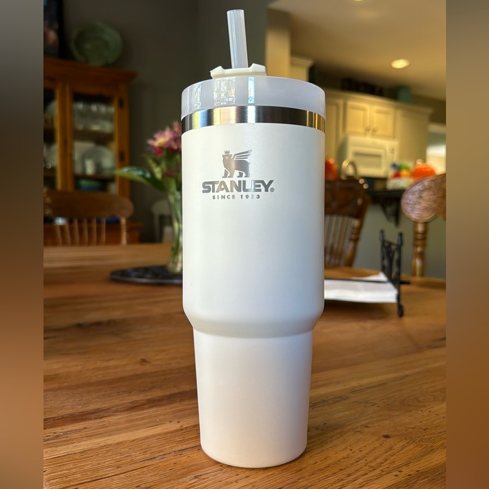 Stanley Water Bottle 30oz